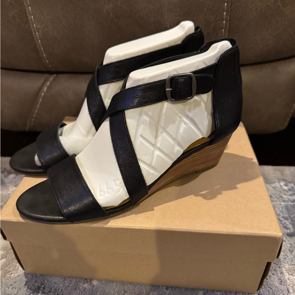 Lucky Brand Black Wedge Sandal Heels with Ankle Strap and Zipper up Back